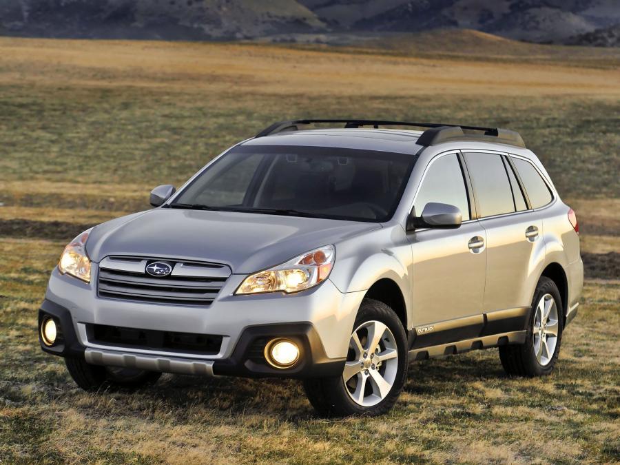  Subaru Outback 2.5i 2012 года  (US) (фото 5 из 20)